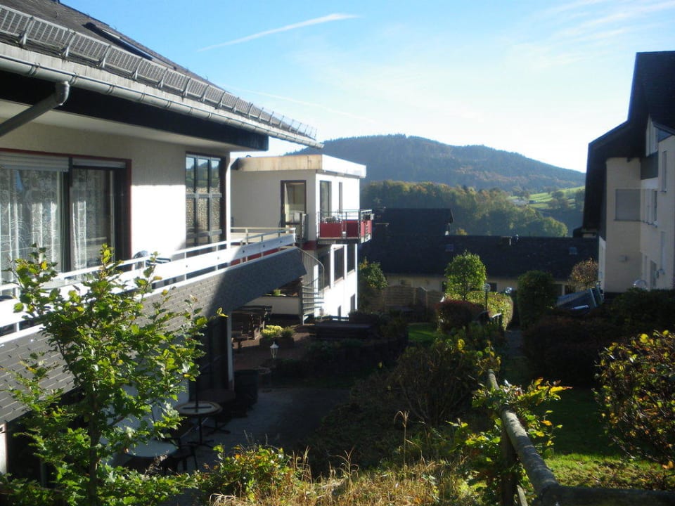 Außen von hinten Schröder's Hotelpension