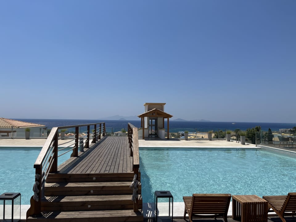 Außenansicht Mitsis Selection Blue Domes