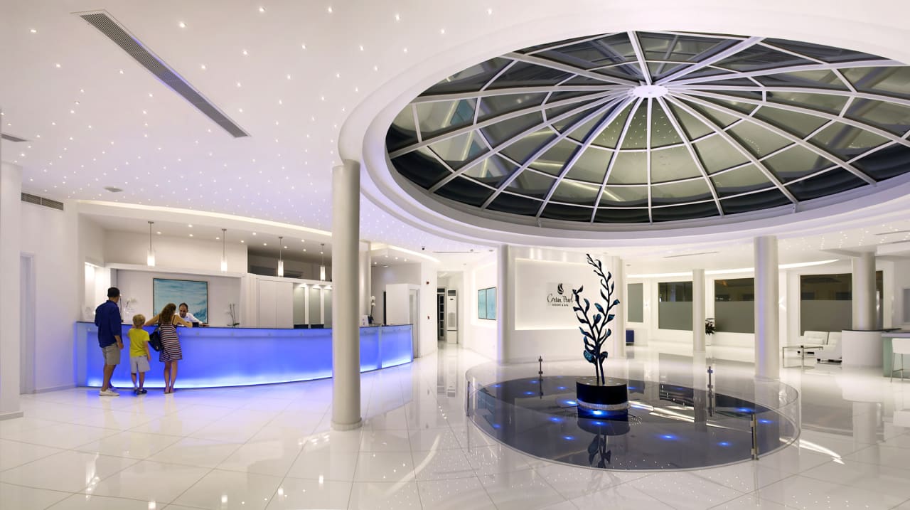 Lobby Isla Brown Chania Resort, Curio Collection by Hilton