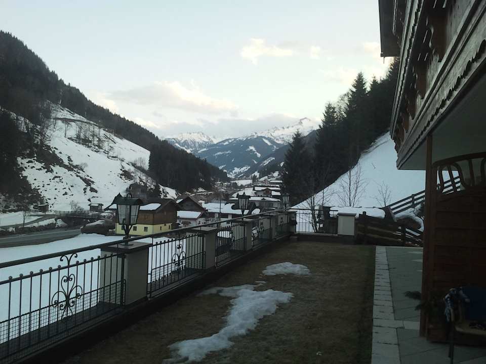Blick von Terrasse Hotel Appartmenthaus Schützenhof - Schied