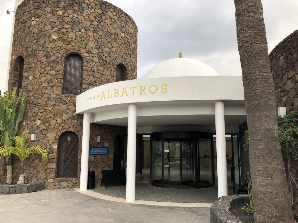 Außenansicht allsun App.-Hotel Albatros