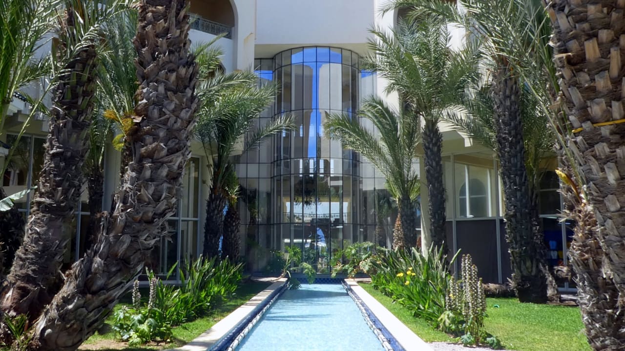 Außenansicht Iberostar Waves Averroes