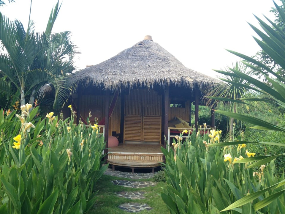 Grashütte Kali Manik Eco Resort