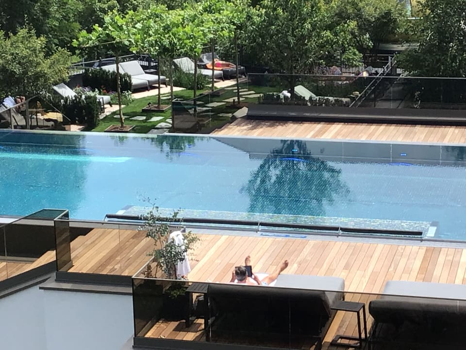 Pool Wohlfühlresort Peternhof