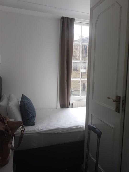 Zimmer Hotel Berjaya Eden Park