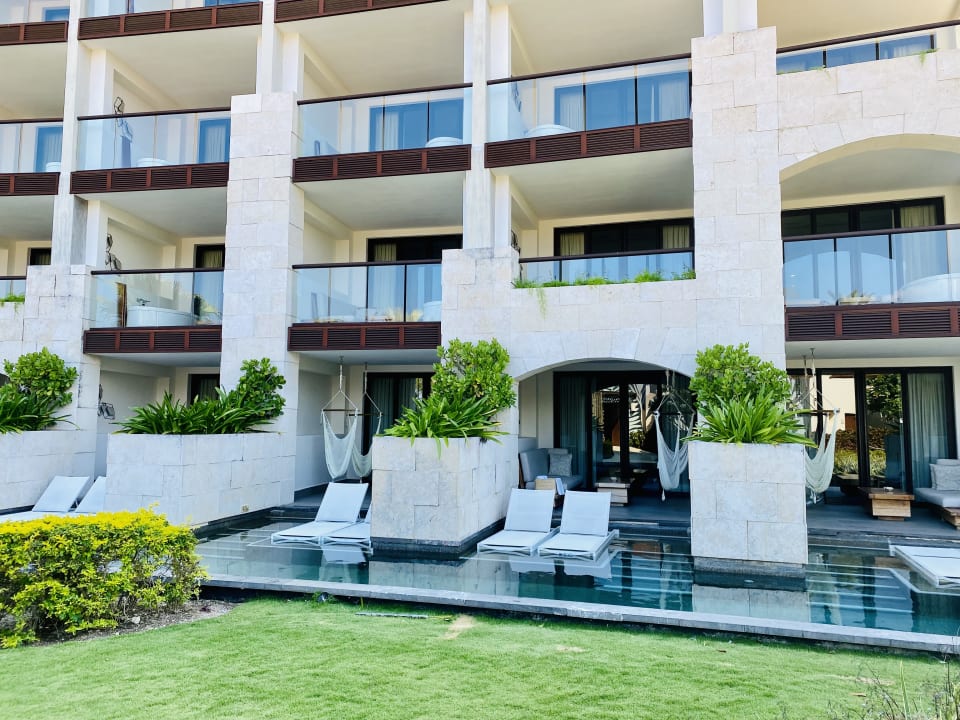 Pool Unico 20°87° Hotel Riviera Maya