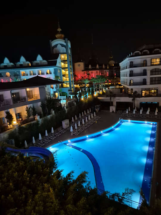 Pool Well Palace Side