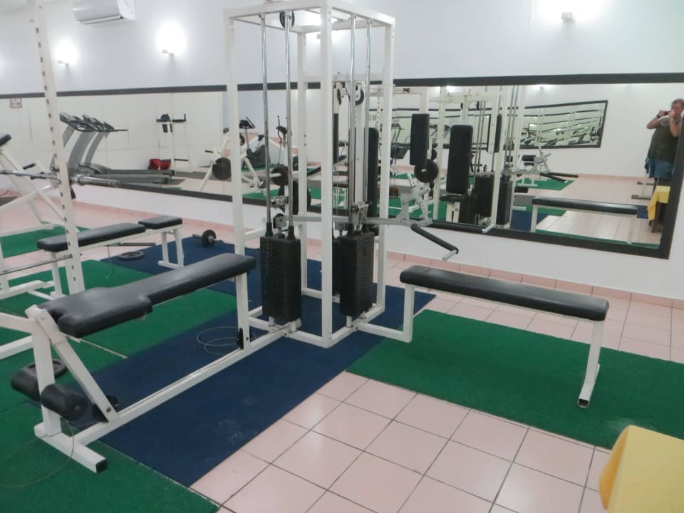 Ein gut ausgestattetes Fitness Studio für alle Adaaran Select Hudhuran Fushi - Premium All Inclusive