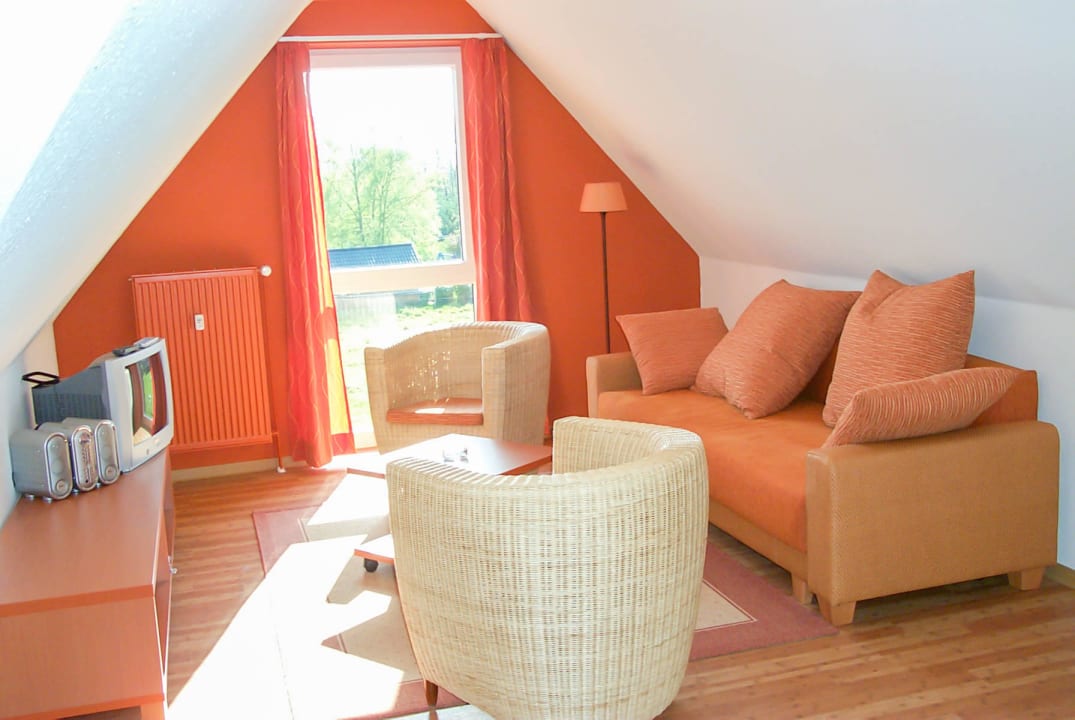 Beispiel Ausstattung Reetdachhaus & Seepark Burhave