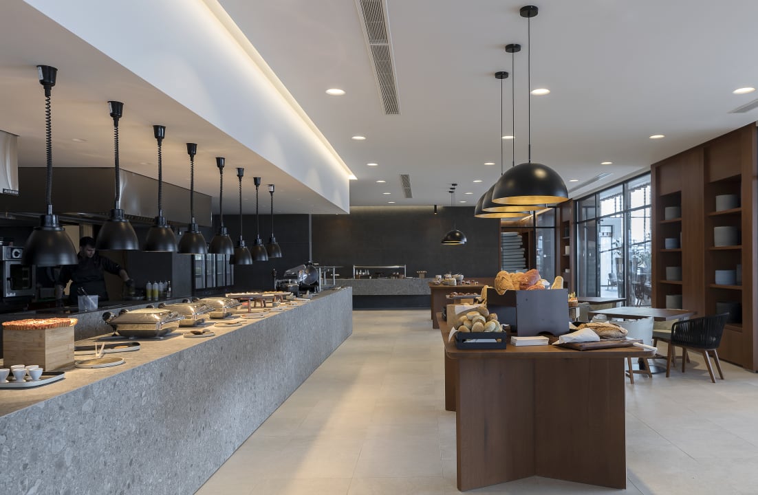 Gastro Hotel D'Andrea Lagoon All Suites