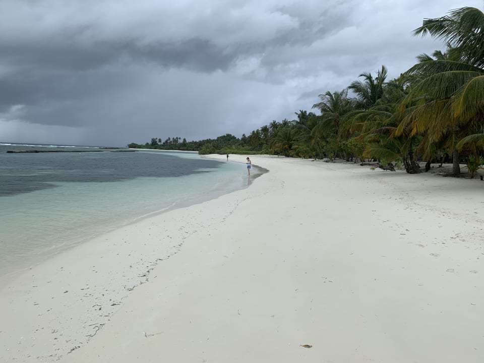 Strand Kuredu Island Resort & Spa