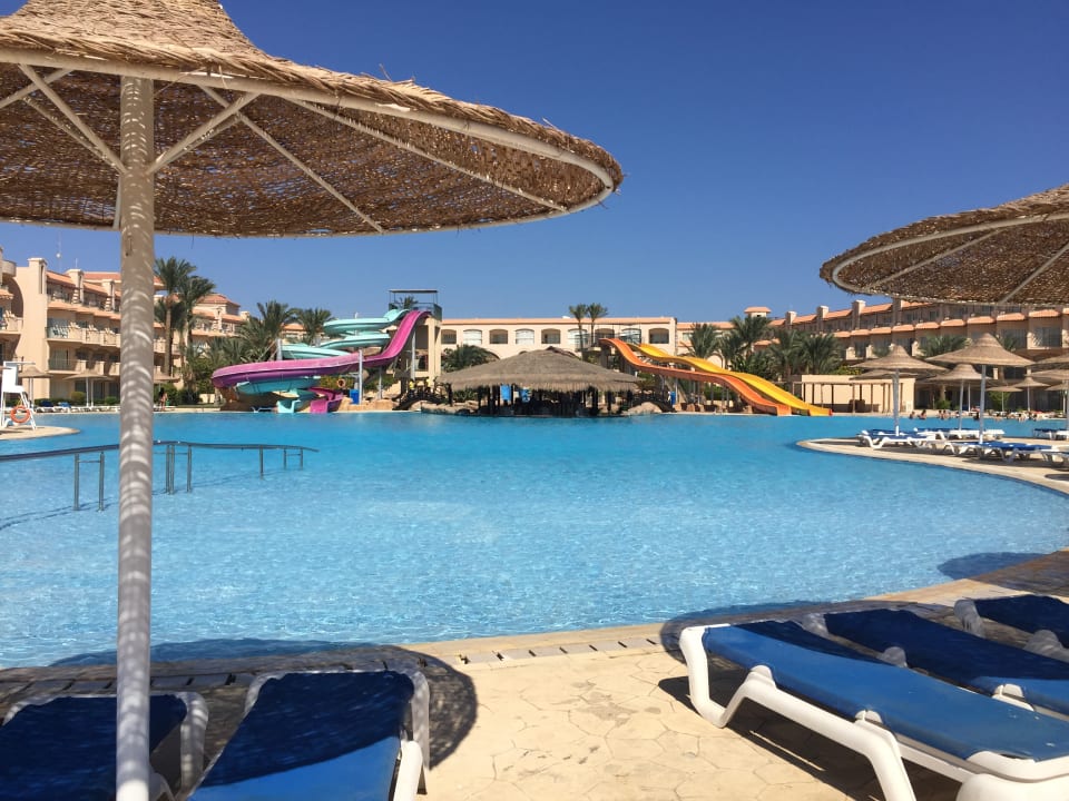 Pool Pyramisa Beach Resort Sahl Hasheesh