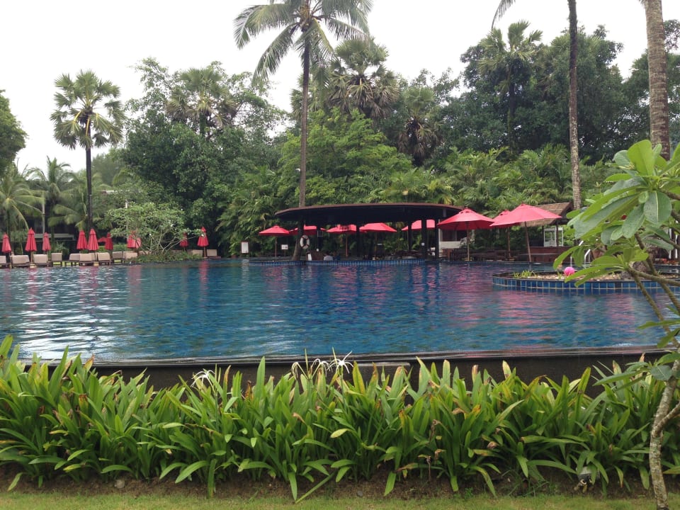 Poolansicht Ramada Resort by Wyndham Khao Lak