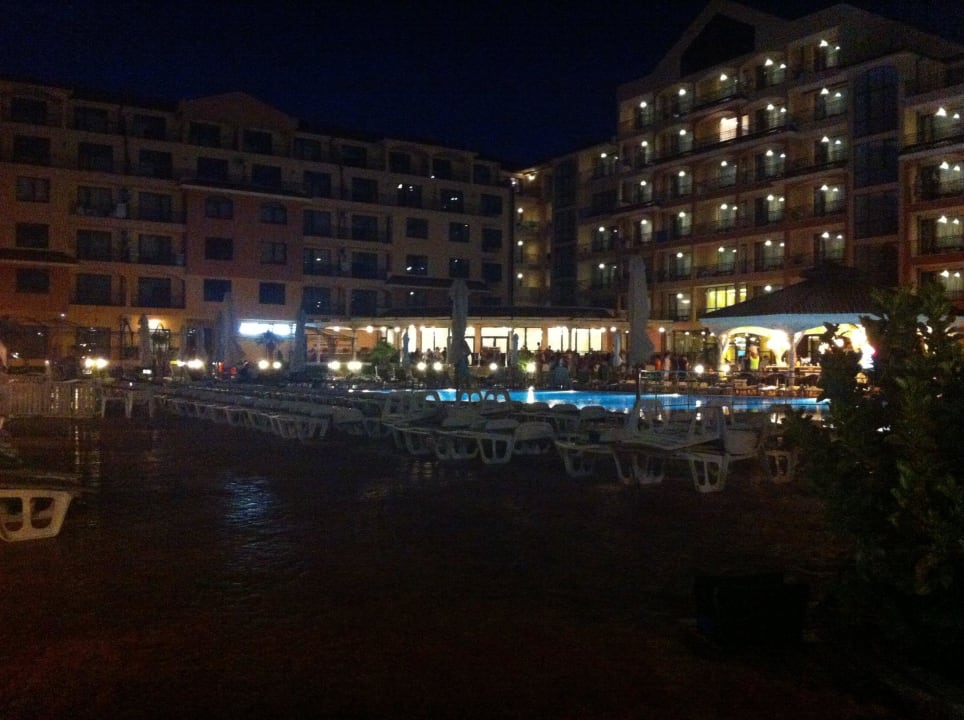 Z za ogrodzenia Hotel&SPA Diamant Residence