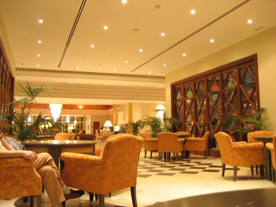 Hotelhalle Valentin Sancti Petri