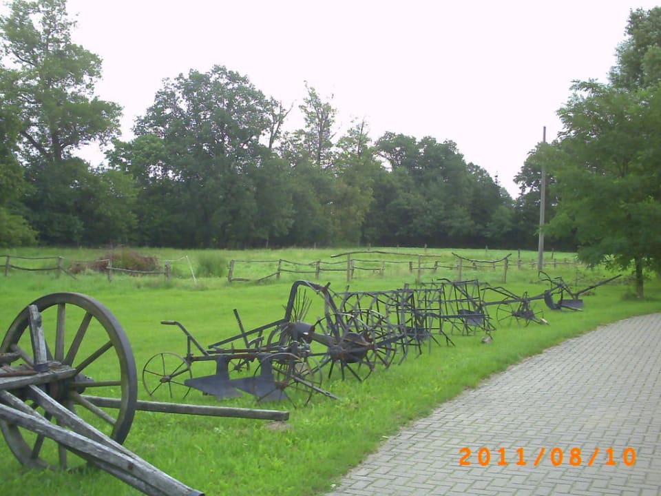 Landschaftliche Arbeitsgeräte Landhotel Keck