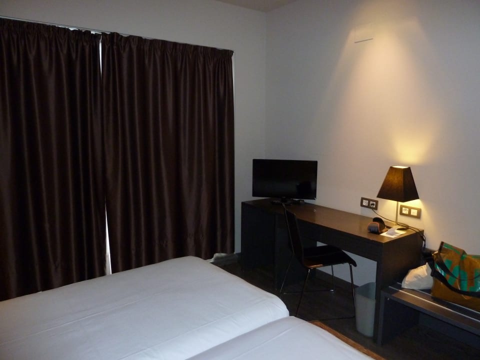 Zimmer Sercotel Plaza Feria