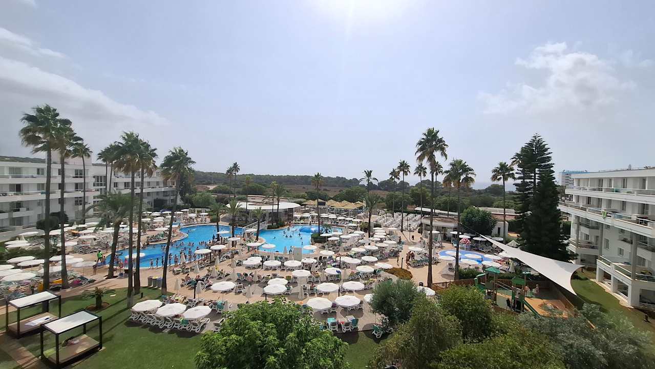 Pool Protur Vista Badia Aparthotel