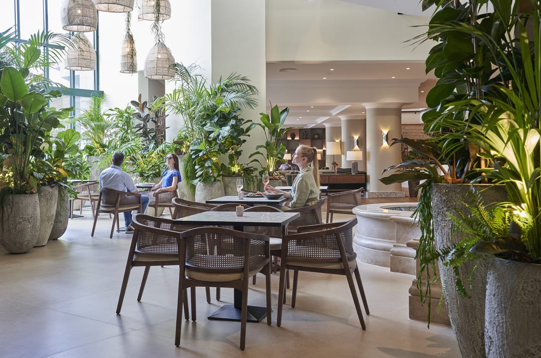 Gastro Hotel The Cliff Bay (PortoBay)