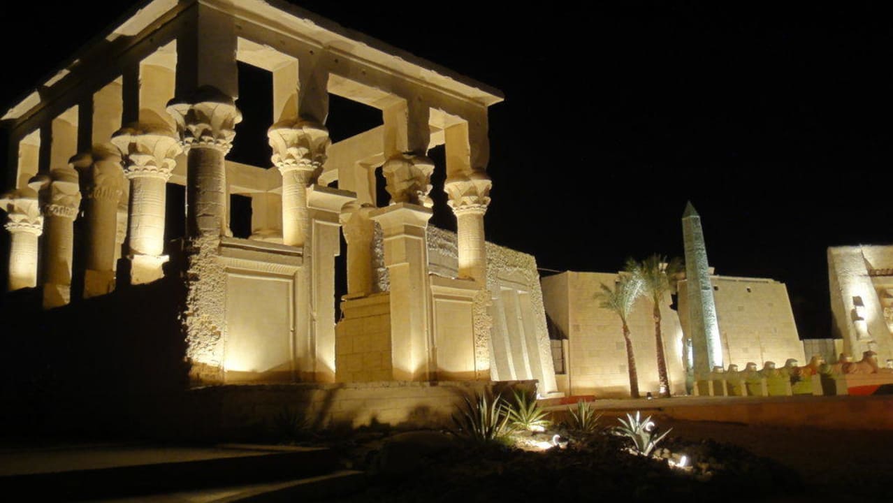 Showteather Pickalbatros Alf Leila Wa Leila Resort - Neverland Hurghada