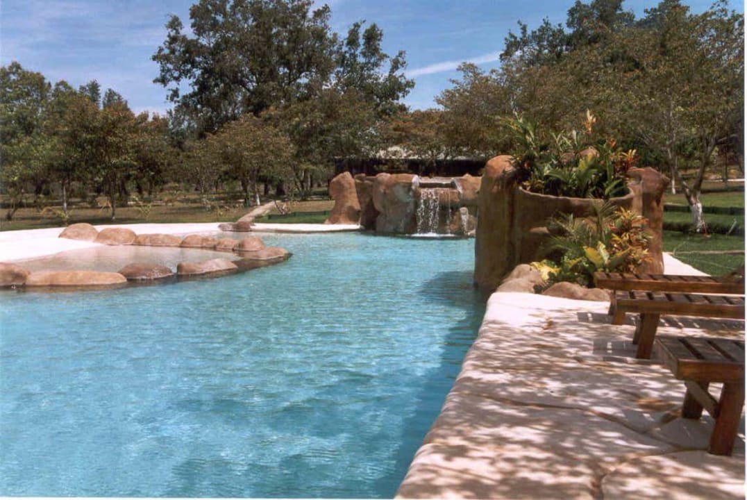 Poolanlage Hotel Canon de la Vieja Lodge