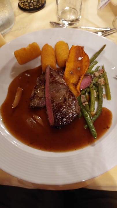 Gastro Hotel Bellevue am See