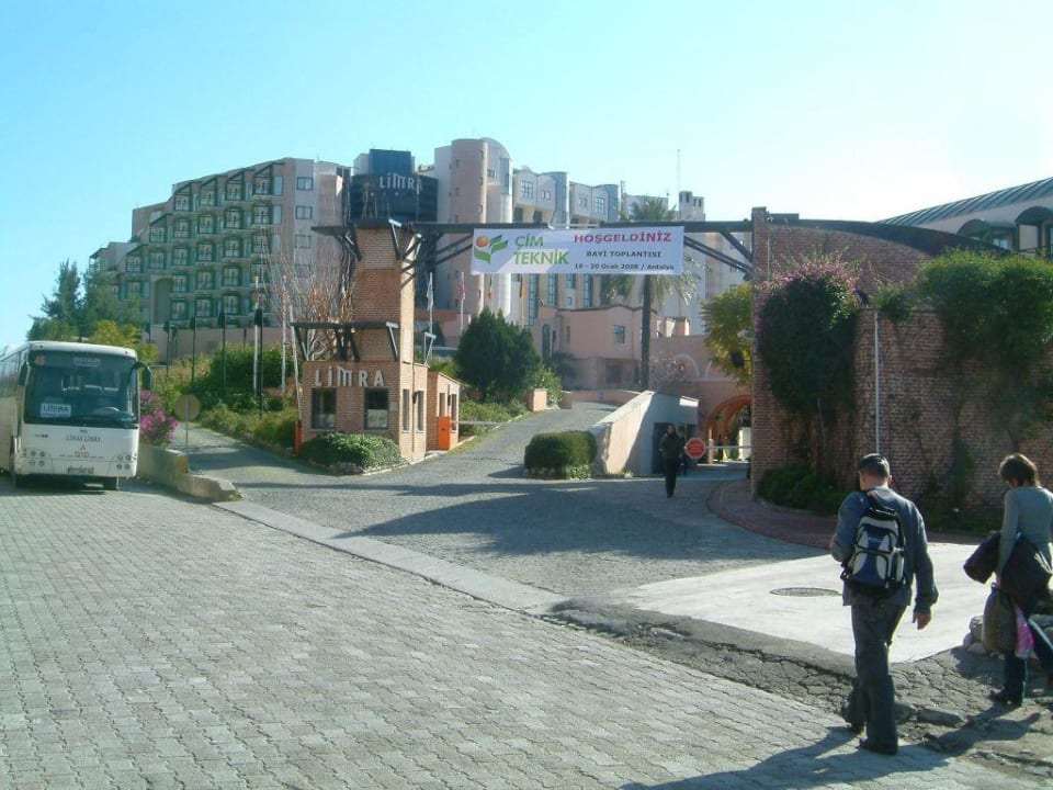 Hoteleingang Limak Limra Hotel & Resort