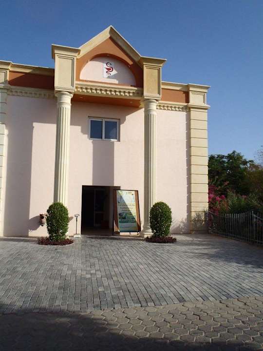 Artz und Apotheke Sultan Gardens Resort