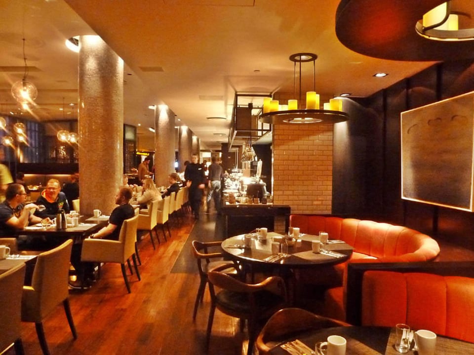 Frühstück im VOX Hilton Reykjavik Nordica
