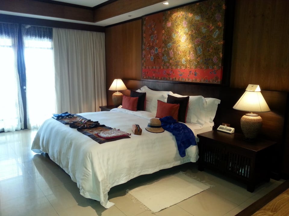 Schönes Zimmer mit einem superbequemen Bett Bo Phut Resort & Spa