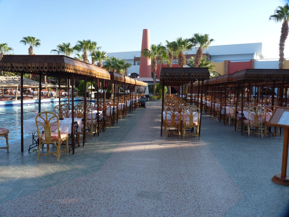Poolrestaurant am Kinderpool Arabia Azur Resort