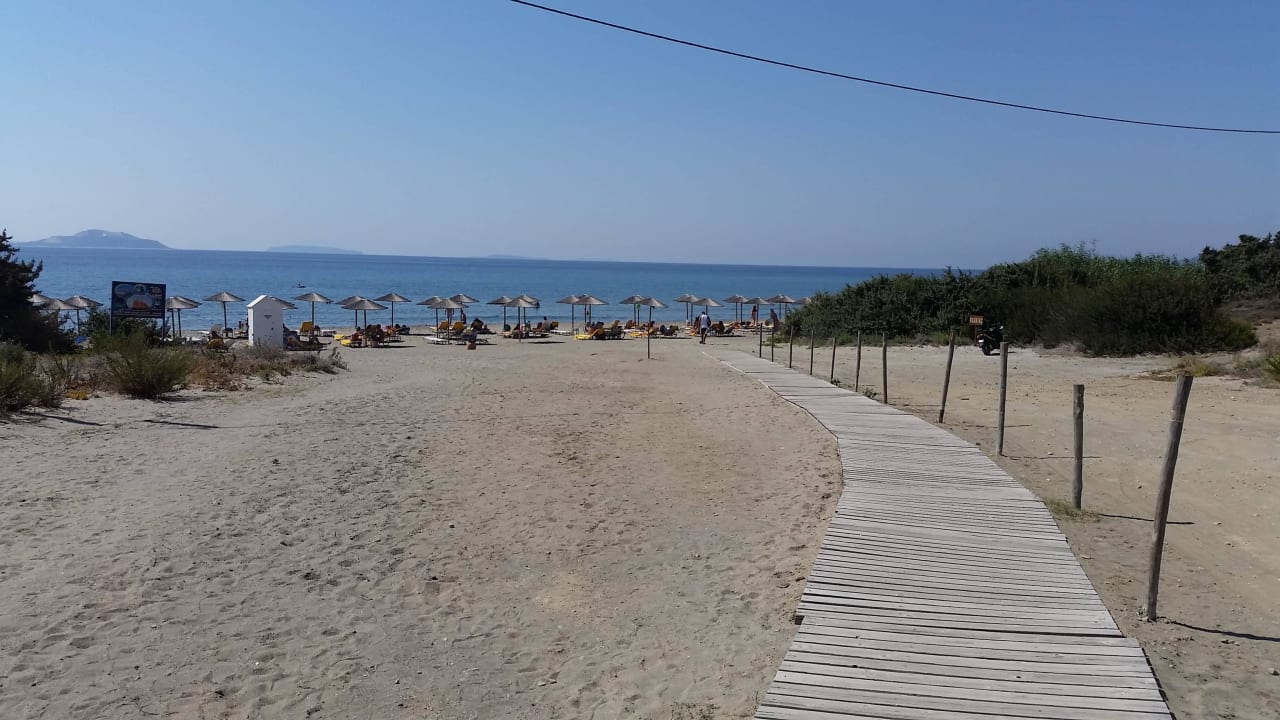 Weg zum Strand Atlantica Belvedere Resort