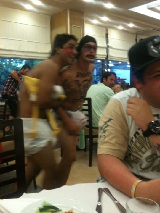 Die zwei verrückten Animateure Yussuf und Adam Hane Family Resort