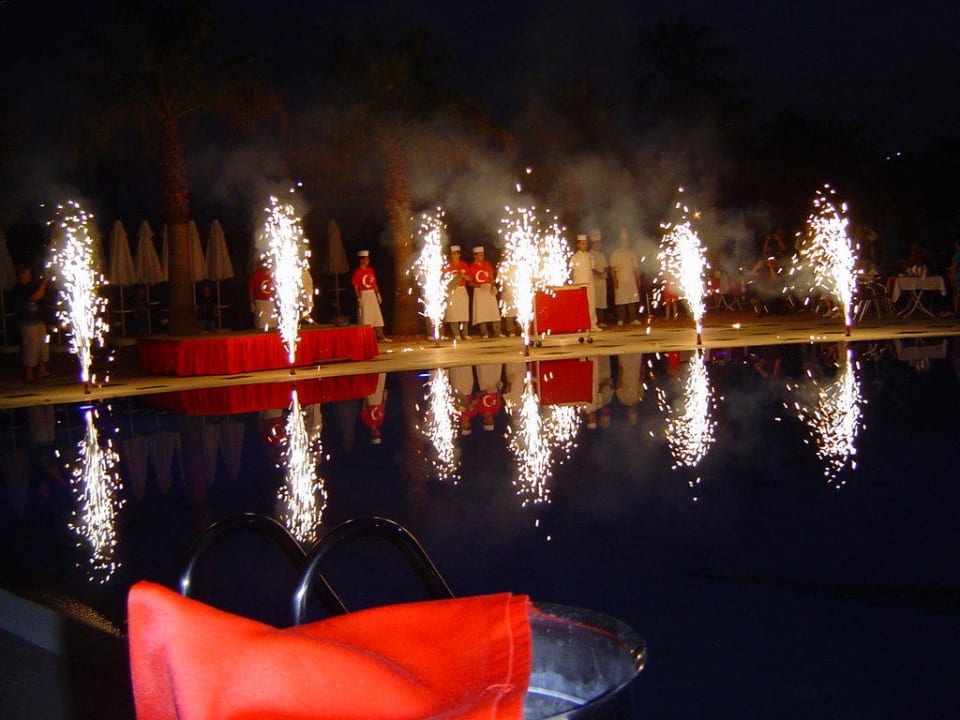 Galaabend Hane Family Resort