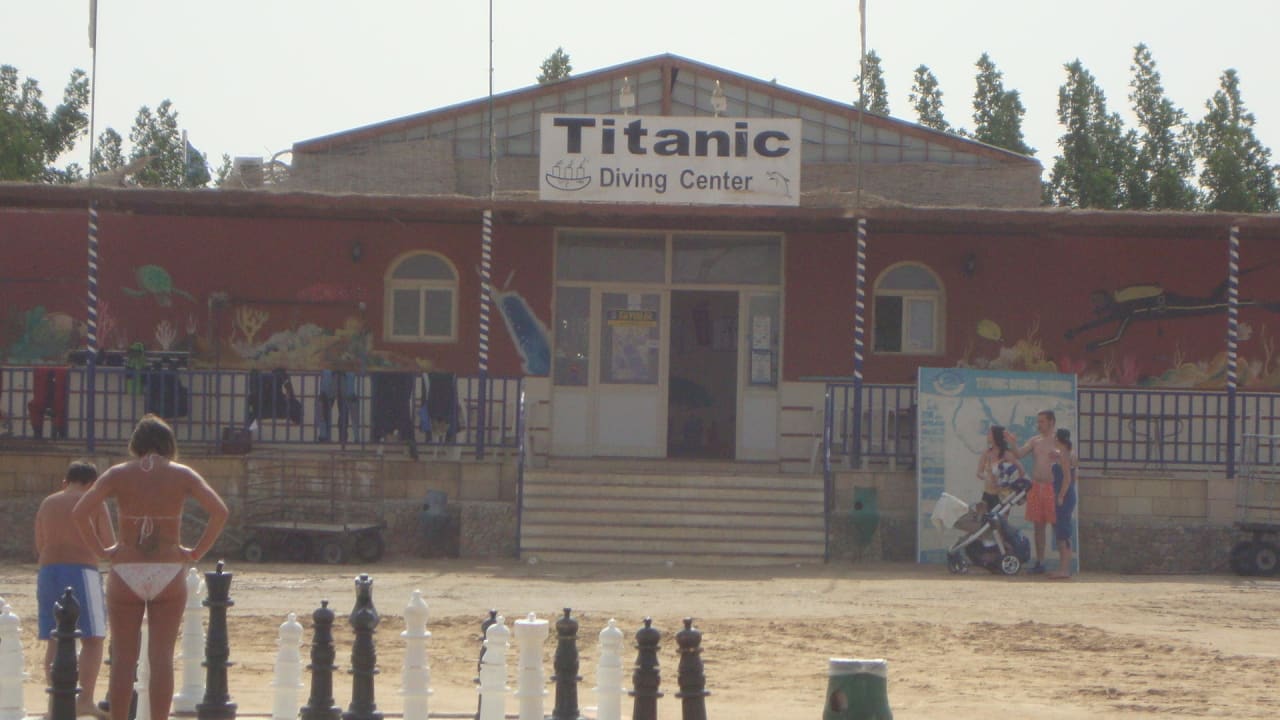Tauchcenter am Strand Titanic Beach Spa & Aqua Park