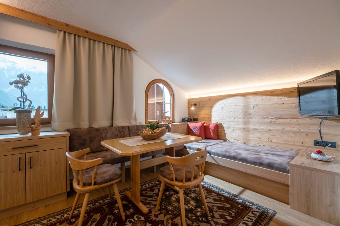 Zimmer Apartments Alpinschlössl Mayrhofen im Zillertal