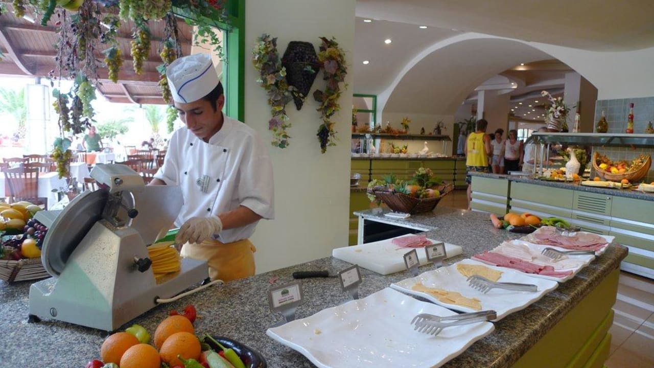 Wurst und Käseschneider VONRESORT Golden Coast