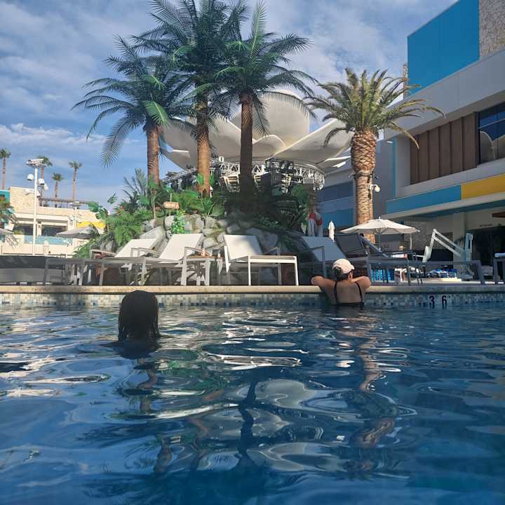 Pool Hotel The Palms Casino Resort