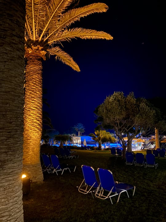 Pool Anissa Beach & Village