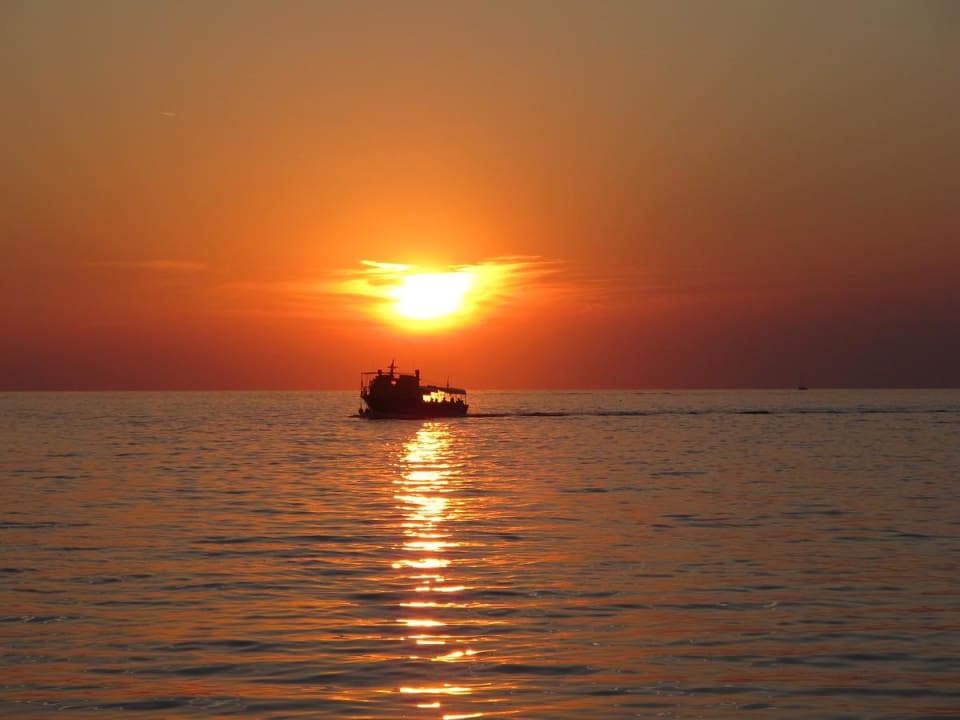 Abends an der Strandbar Apartments Bellevue Plava Laguna
