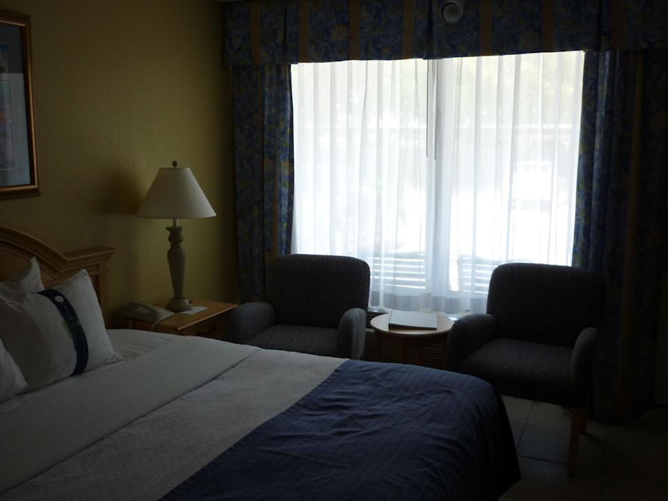 Blick auf den Parkplatz Wyndham Garden Hotel Fort Myers Beach