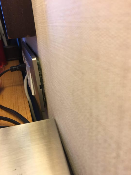 Steckdose fällt raus beim Stecker abziehen Susesi Luxury Resort