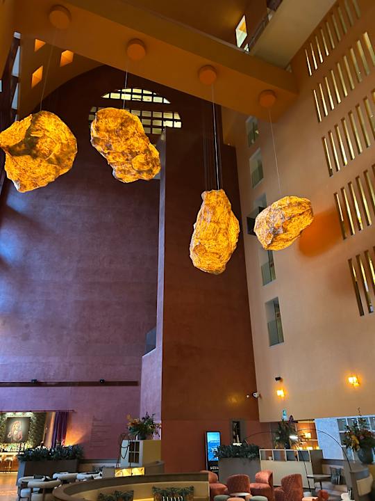 Lobby Hotel Melia Bilbao