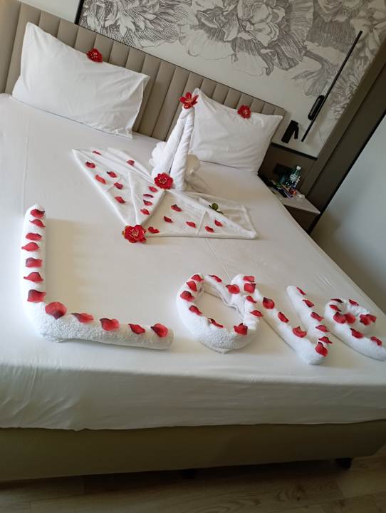 Zimmer Side Breeze Hotel