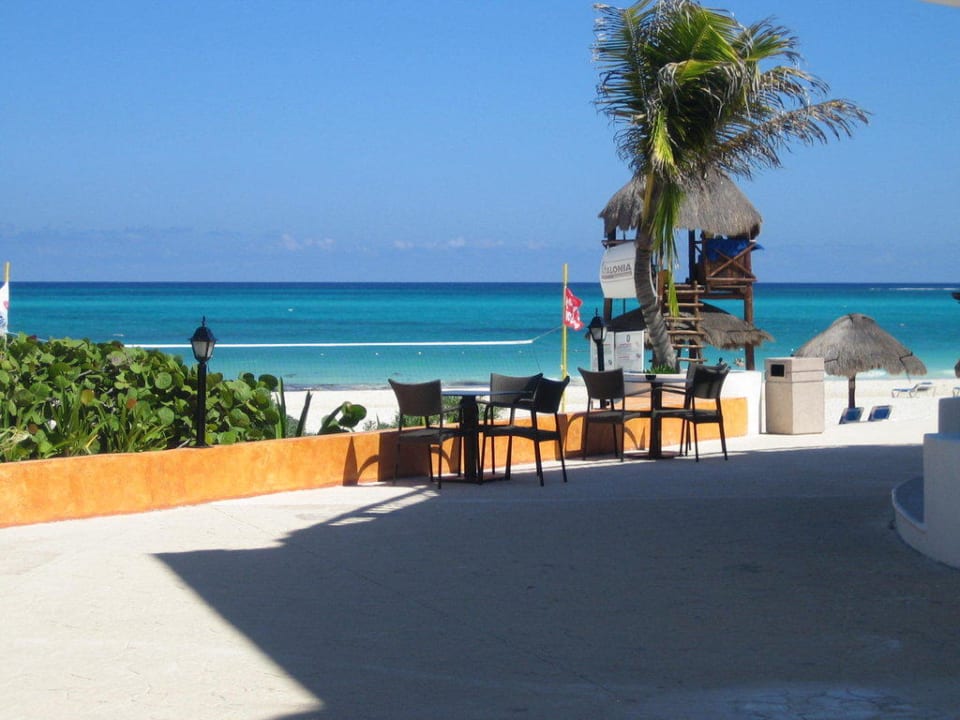 Blick auf das Meer vom Pool Catalonia Playa Maroma