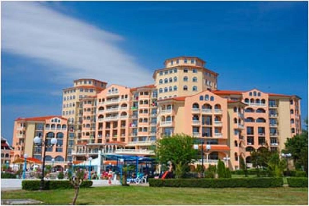 Außenansicht Royal Park Hotel & Aqua park