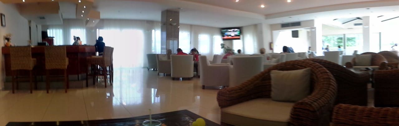 Bar Hotel Portes Beach