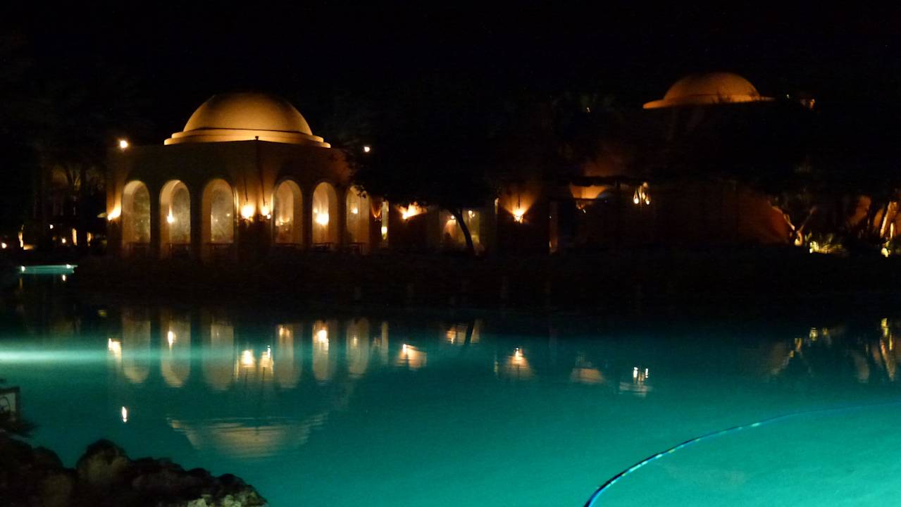 Pool rest. nacht Grand Makadi