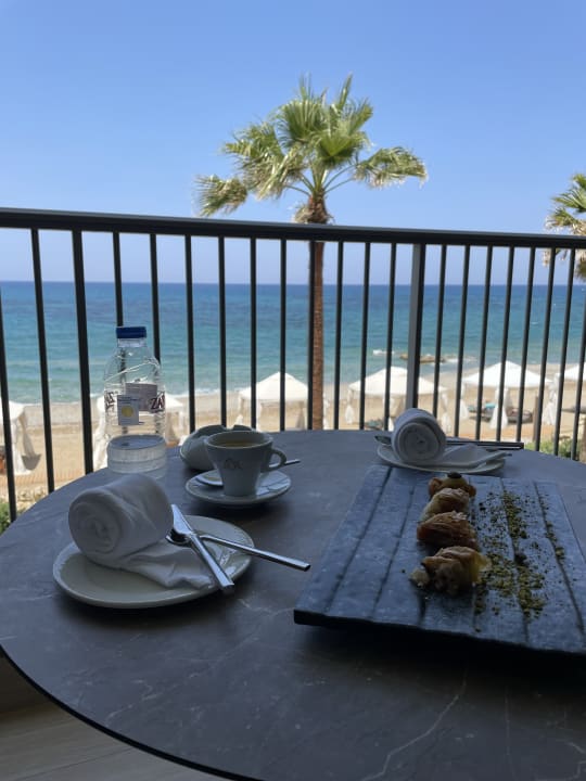 Ausblick AMIRA Luxury Resort  Adults Only