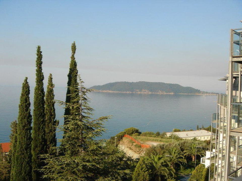 Вид с балкона Eurostars Queen of Montenegro